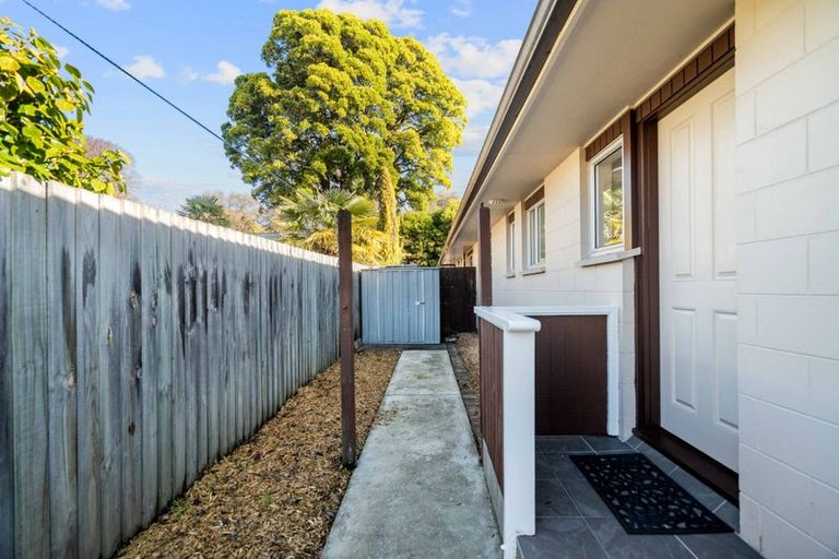 Photo of property in 1/8 Hythe Lane, Saint Martins, Christchurch, 8022