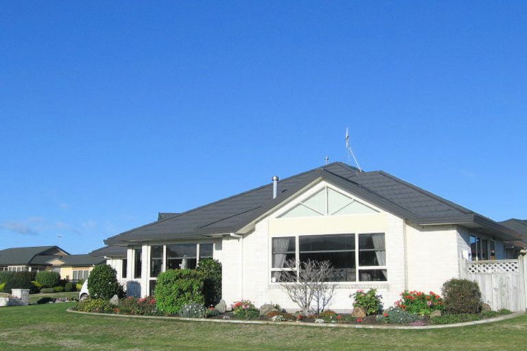 Photo of property in 1 Harvest Court, Paraparaumu, 5032