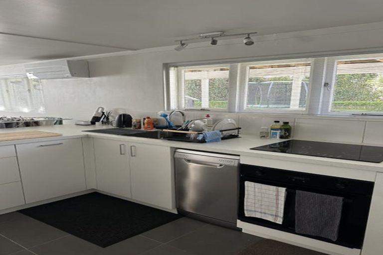 Photo of property in 1/49 Litten Road, Cockle Bay, Auckland, 2014