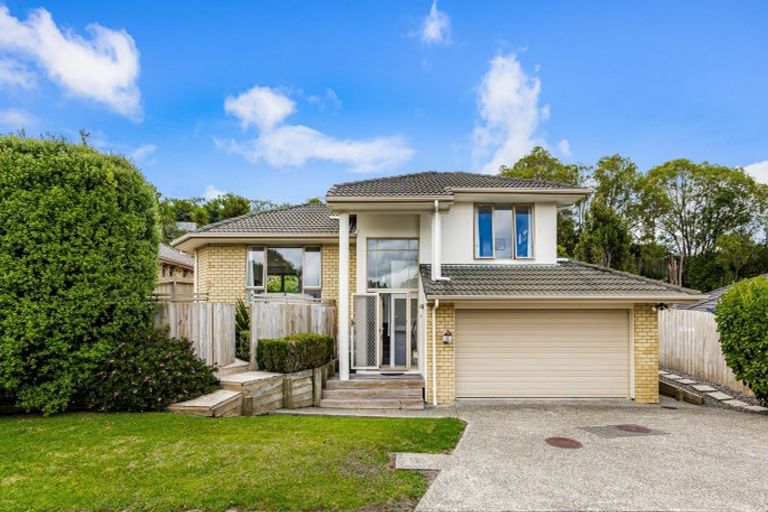Photo of property in 23 Henry Partington Place, Greenhithe, Auckland, 0632