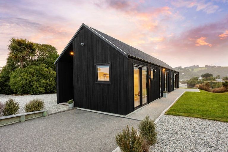 Photo of property in 1371b Taieri Mouth Road, Taieri Mouth, 9091