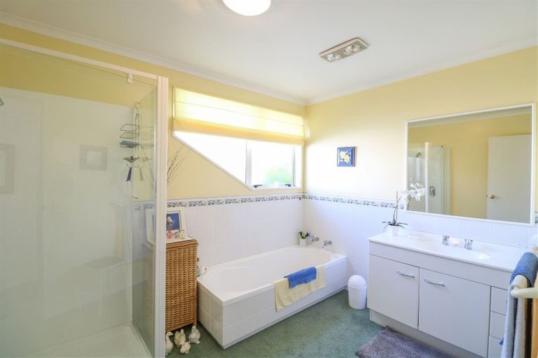 Photo of property in 35 Stirling Place, Marchwiel, Timaru, 7910