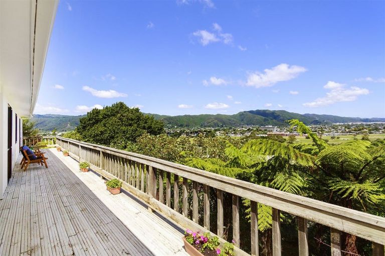 Photo of property in 12a Park Road, Belmont, Lower Hutt, 5010