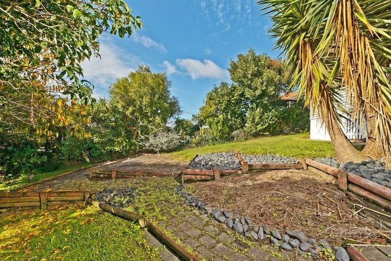 Photo of property in 41 Forrest Hill Road, Milford, Auckland, 0620