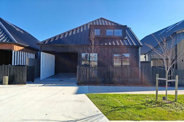Photo of property in 14 Coopworth Street, Karaka, 2580