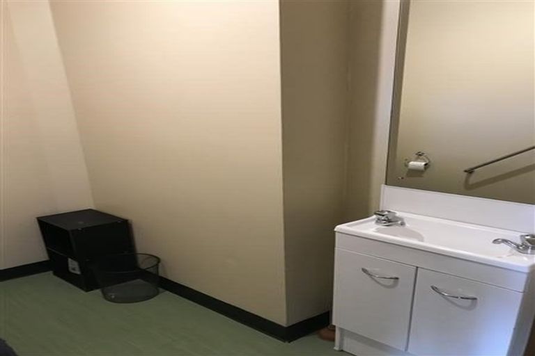 Photo of property in 21 Park Street, North Dunedin, Dunedin, 9016