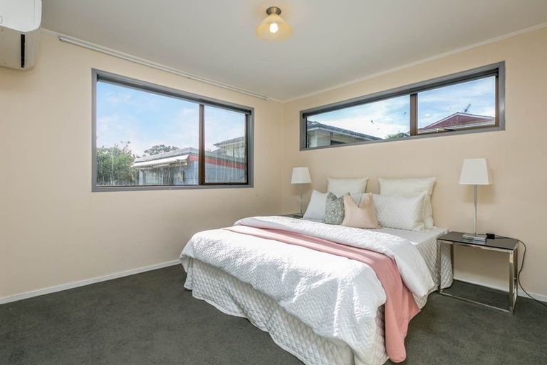 Photo of property in 69 Powrie Street, Glenfield, Auckland, 0629