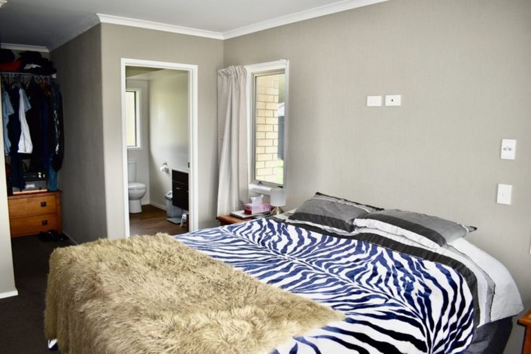 Photo of property in 126 Gear Road, Te Horo, Otaki, 5582