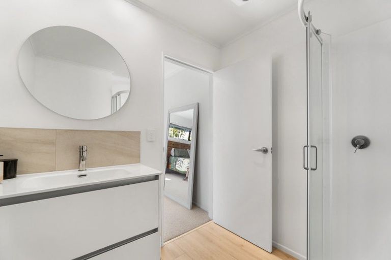 Photo of property in 111 Dickson Road, Papamoa Beach, Papamoa, 3118