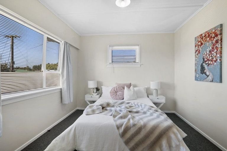 Photo of property in 18d Saxton Road, Upper Vogeltown, New Plymouth, 4310