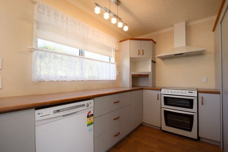 Photo of property in 70 Park Terrace, Blenheim, 7201