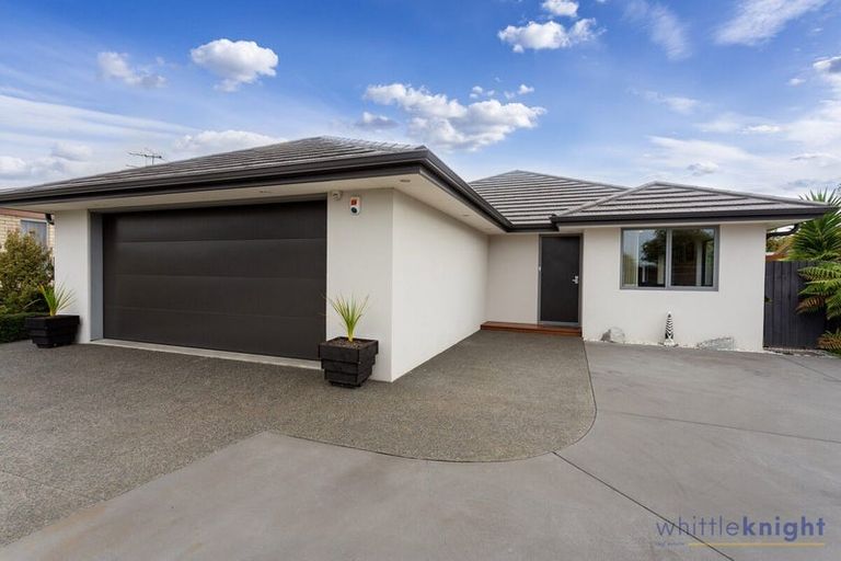 Photo of property in 483 Pages Road, Bexley, Christchurch, 8061