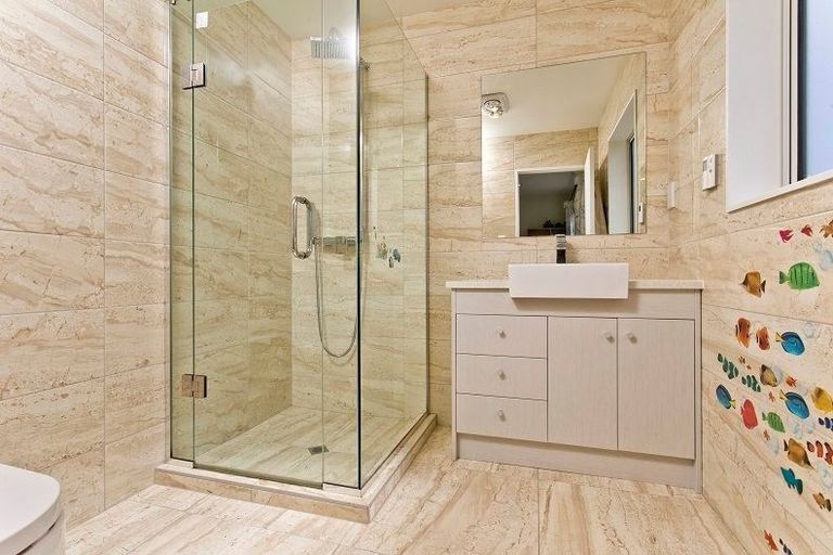 Photo of property in 26 Ballyboe Place, Pinehill, Auckland, 0632