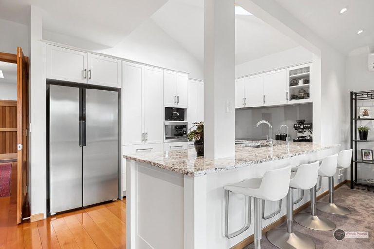 Photo of property in 35 Cudby Street, Woburn, Lower Hutt, 5011