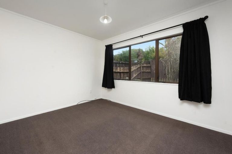 Photo of property in 13b Pokapu Place, Bethlehem, Tauranga, 3110