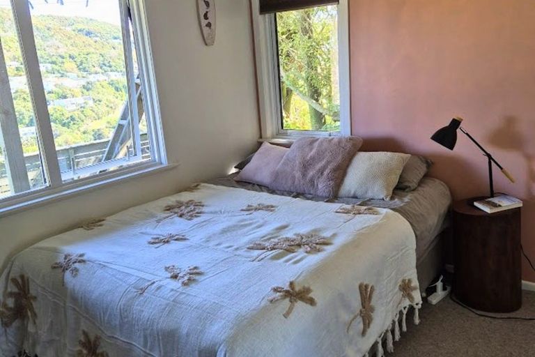 Photo of property in 14 Versailles Street, Karori, Wellington, 6012