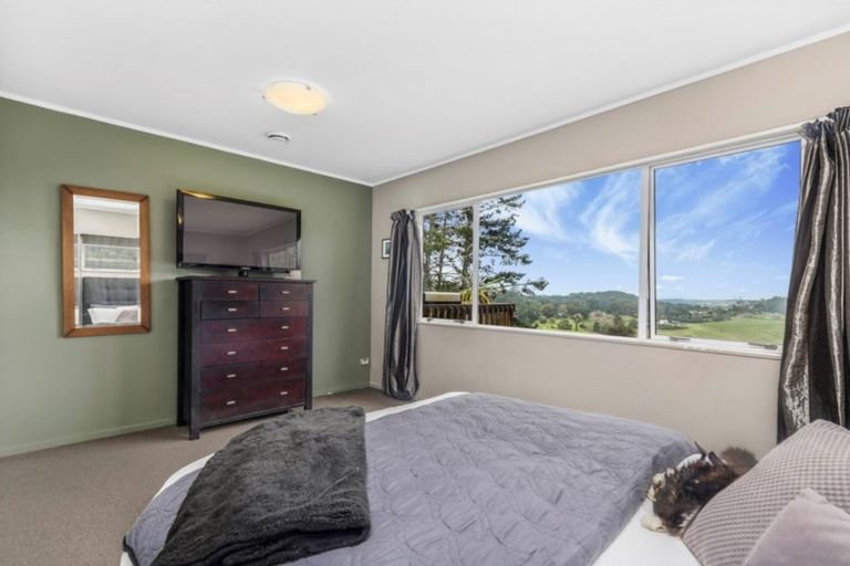 Photo of property in 233 Whitehills Road, Waitoki, Silverdale, 0994