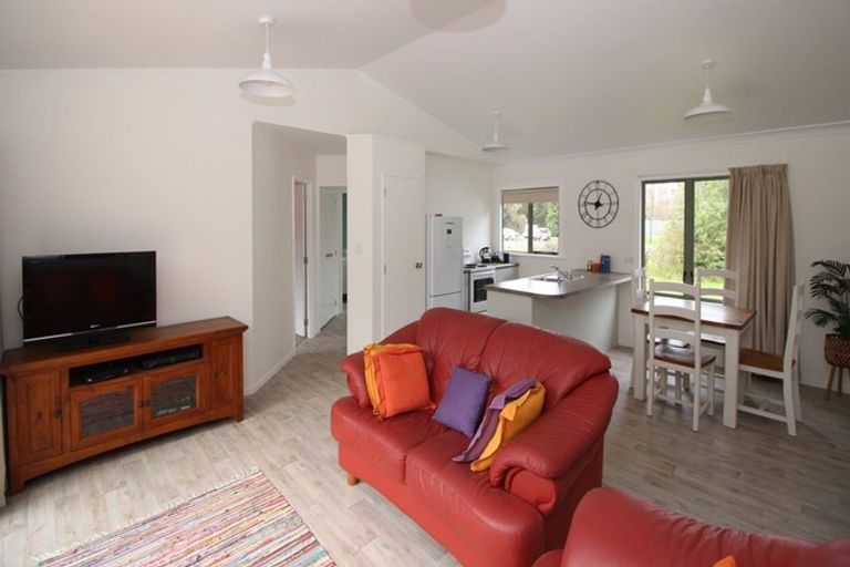 Photo of property in 103 Kowhai Avenue, Matarangi, Whitianga, 3592