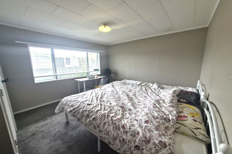 Photo of property in 24 Garland Drive, St Andrews, Hamilton, 3200