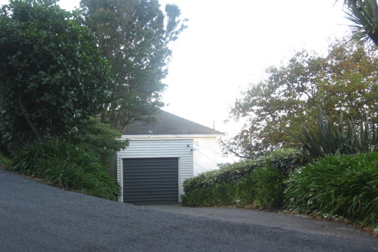 Photo of property in 15 Newport Terrace, Seatoun, Wellington, 6022