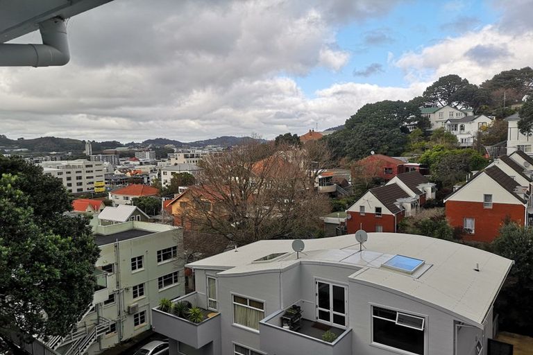 Photo of property in Fernhill Flats, 10/324 The Terrace, Te Aro, Wellington, 6011
