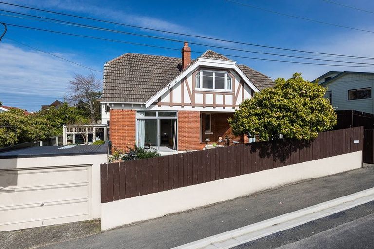Photo of property in 6 Lothian Street, Maori Hill, Dunedin, 9010