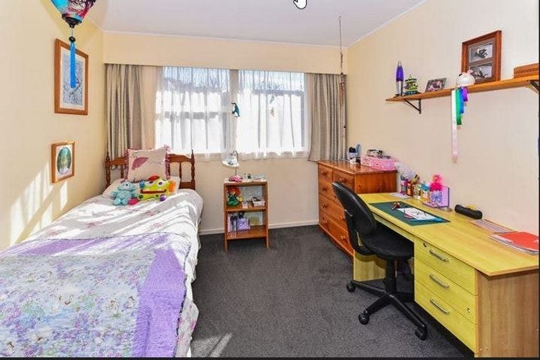 Photo of property in 75 Angelo Avenue, Howick, Auckland, 2014