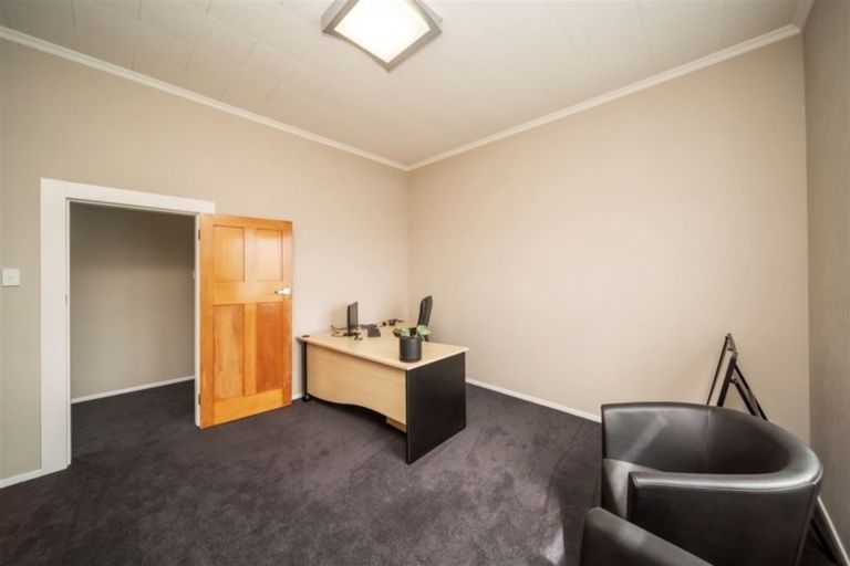 Photo of property in 47 Glover Road, Hawera, 4610