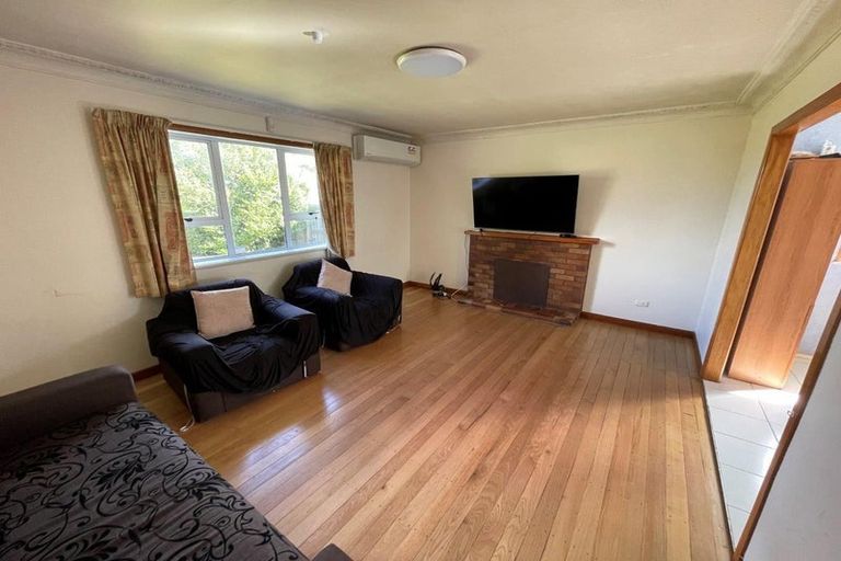 Photo of property in 1/12 Cambridge Road, Manurewa, Auckland, 2102