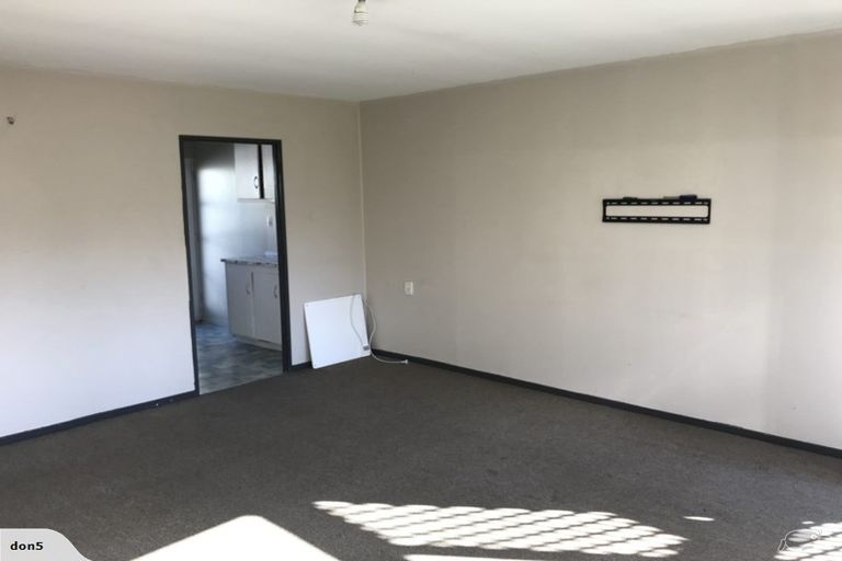 Photo of property in 170a Queen Street, Northcote Point, Auckland, 0627