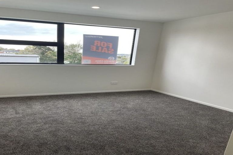Photo of property in 11/13 Grove Lane, Pakuranga, Auckland, 2010