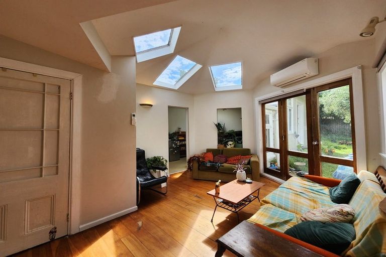 Photo of property in 177 Tasman Street, Mount Cook, Wellington, 6021