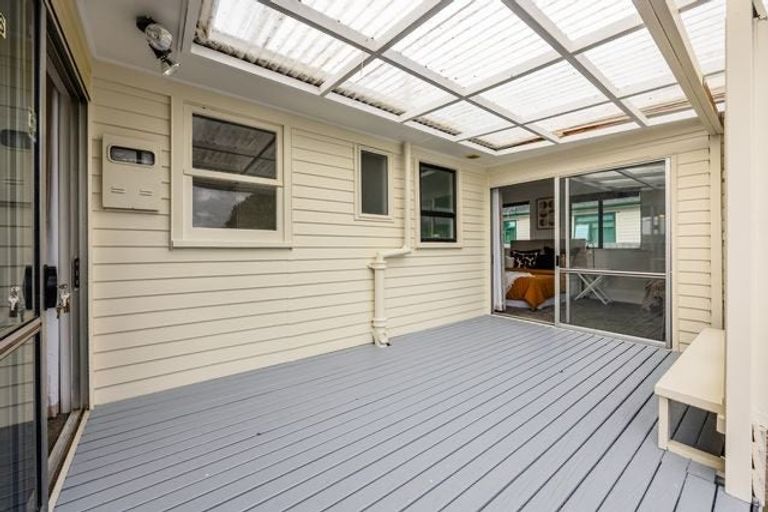 Photo of property in 5 Evans Place, Papakura, 2110