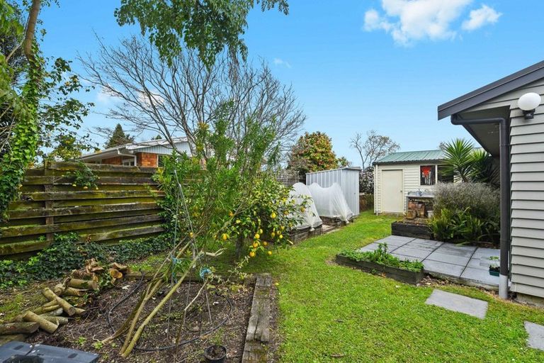 Photo of property in 8 Braid Road, St Andrews, Hamilton, 3200