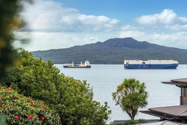 Photo of property in 26 Seacliffe Avenue, Belmont, Auckland, 0622