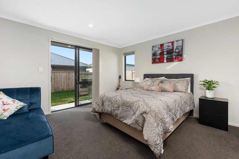 Photo of property in 86 Awataha Crescent, Pyes Pa, Tauranga, 3110