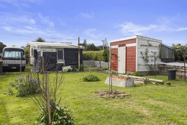 Photo of property in 10 King Street, Opunake, 4616