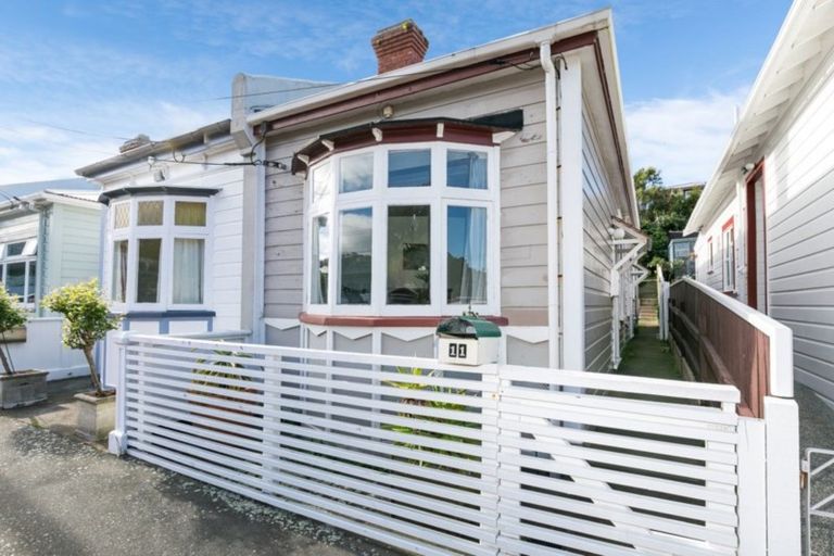 Photo of property in 11 Royal Street, Berhampore, Wellington, 6023