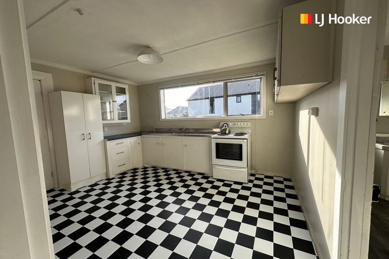 Photo of property in 67 Fitzroy Street, Caversham, Dunedin, 9012