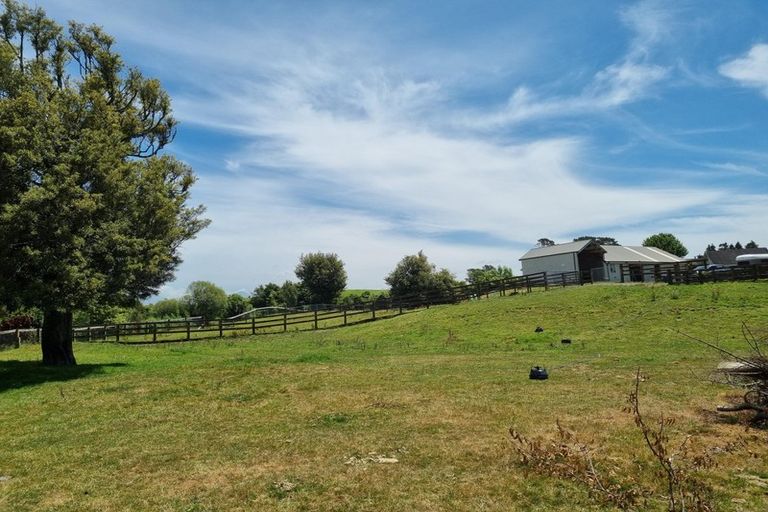 Photo of property in 218 Tarata Road, Inglewood, 4387