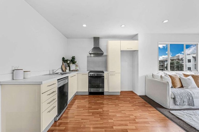 Photo of property in 201/75 Michael Jones Drive, Flat Bush, Auckland, 2019