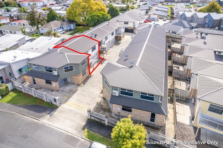 Photo of property in 2/9 Beatty Street, Melville, Hamilton, 3206