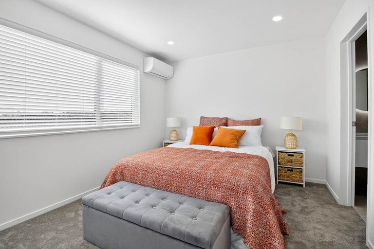 Photo of property in 7d Maroubra Place, Botany Downs, Auckland, 2010