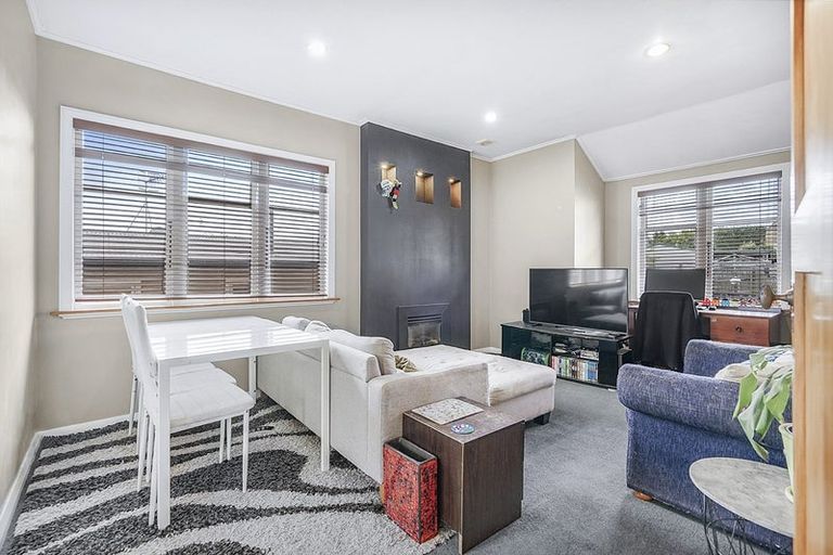 Photo of property in 116 Forest Lake Road, Forest Lake, Hamilton, 3200