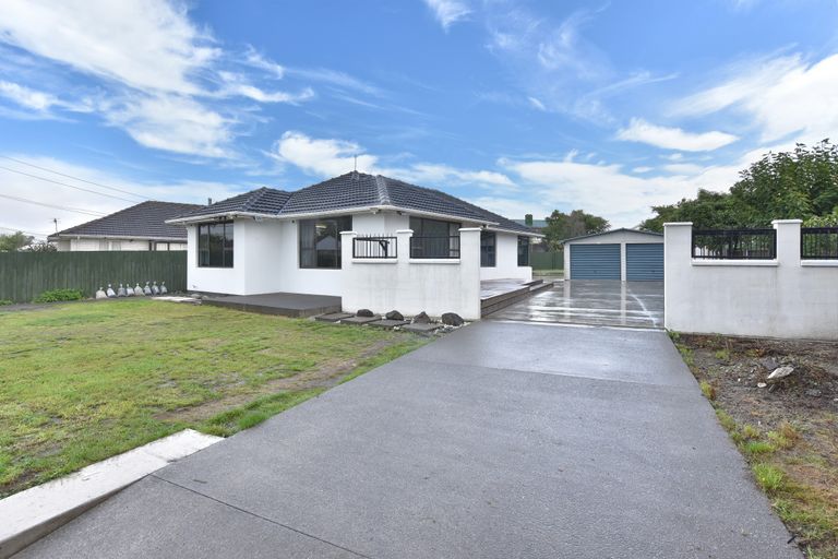 Photo of property in 33 Bournemouth Crescent, Aranui, Christchurch, 8061