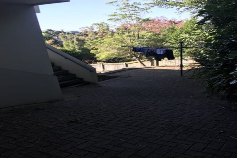 Photo of property in 8 Adelie Place, Murrays Bay, Auckland, 0630