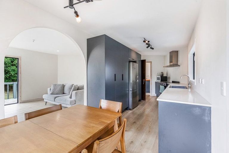 Photo of property in 22 Landsdale Place, Massey, Auckland, 0614