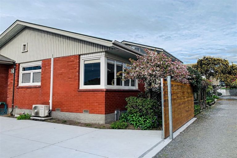 Photo of property in 53 Papanui Road, Merivale, Christchurch, 8014