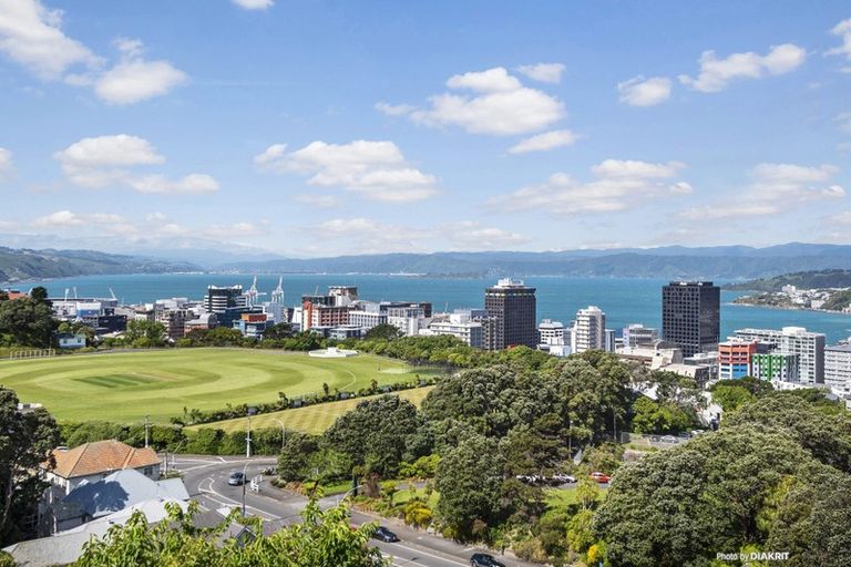 Photo of property in 47 Rawhiti Terrace, Kelburn, Wellington, 6012