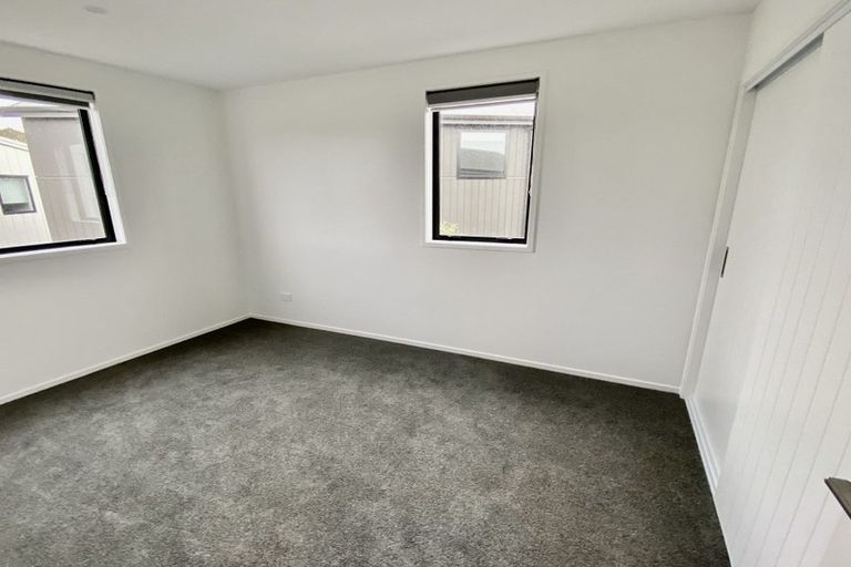 Photo of property in 17b Cessna Crescent, Mangere, Auckland, 2022